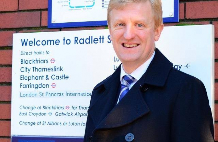 Oliver Dowden MP at Radlett Station