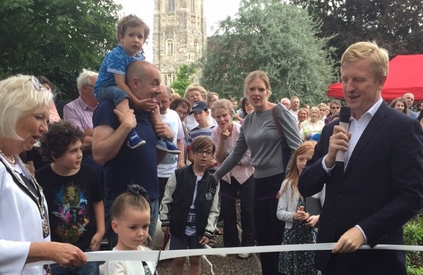 Oliver Dowden MP re-opening Mary Forsdyke Gardens