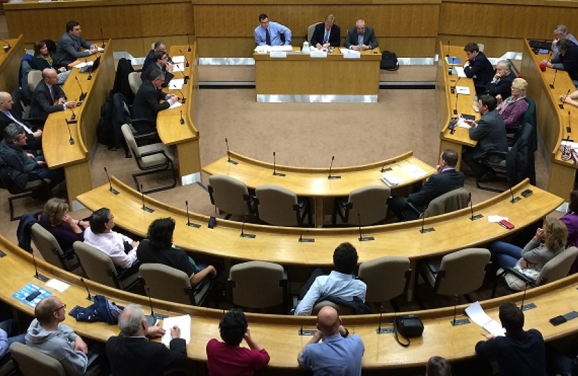 Oliver Dowden MP chairing the 1st Thameslink Public Meeting - 31.03.16