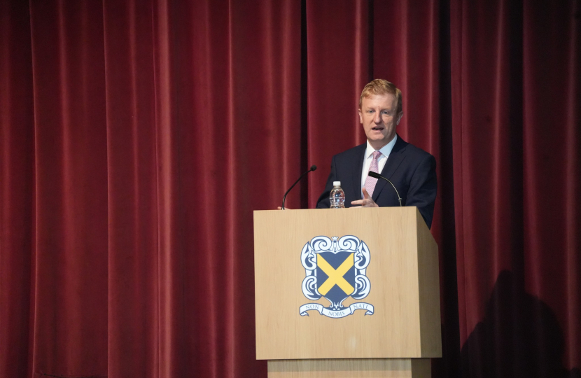 Oliver Dowden at St Albans School.jpg