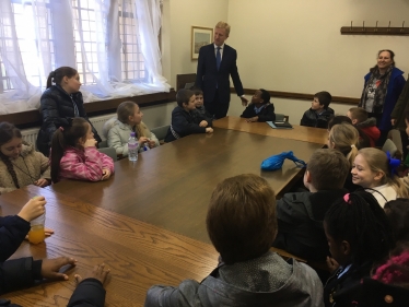 Oliver Dowden MP with pupils from St Nicholas Primary, Elstree