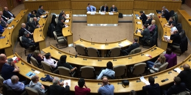 Oliver Dowden MP chairing the 1st Thameslink Public Meeting - 31.03.16