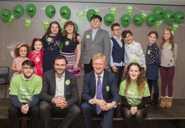 Oliver Dowden MP at Mitzvah Day at Radlett Synagogue - 19.11.17