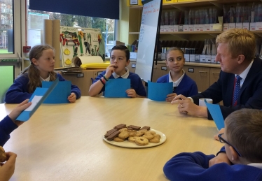 Oliver Dowden MP at Shenley Primary School - 08.12.17