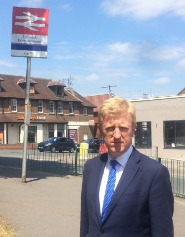 Oliver Dowden CBE MP at Elstree & Borehamwood Station - 08.06.18